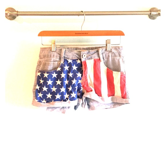 Pants - 🔶 2 FOR $10 | American Flag Jean Shorts